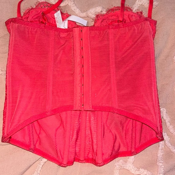Red lace urban outfitters corset top - Picture 2 of 2